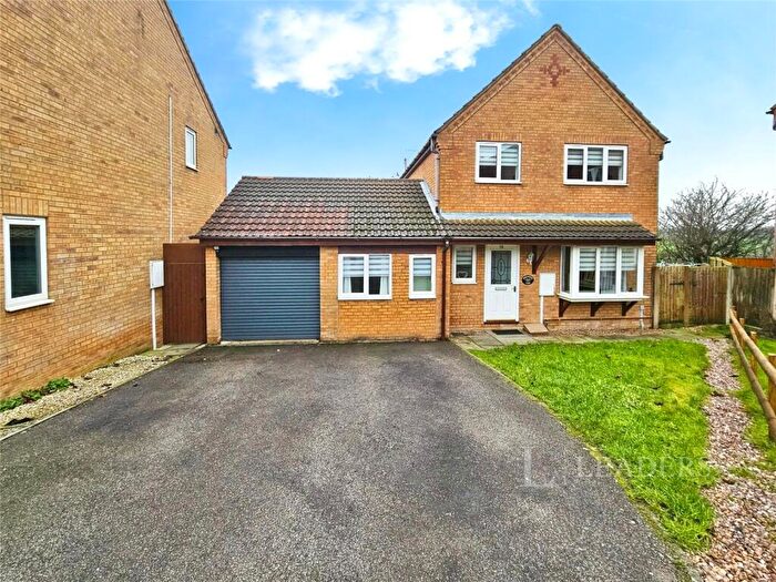 3 Bedroom Detached House For Sale In Helpston Close, Westhouses, Alfreton, DE55