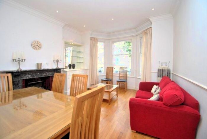 2 Bedroom Flat To Rent In Avonmore Road, West Kensington, London, Hammersmith And Fulham, W14