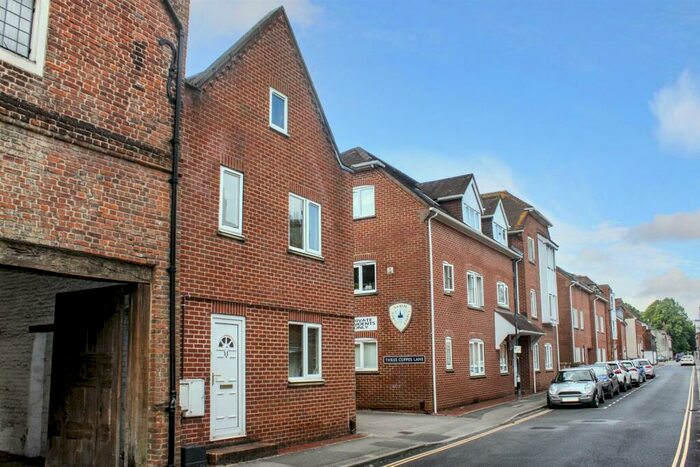 2 Bedroom Terraced House To Rent In St Edmunds Church Street, Salisbury, Wiltshire, SP1