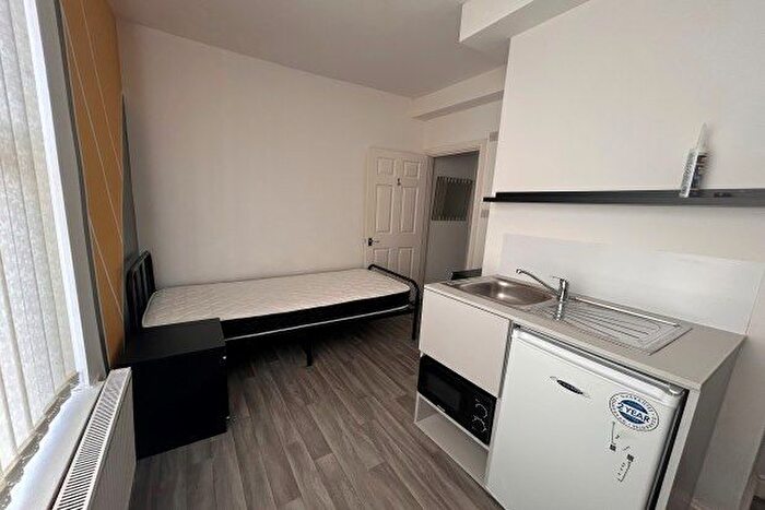 1 Bedroom Property To Rent In Vickers Road, Sheffield, S5