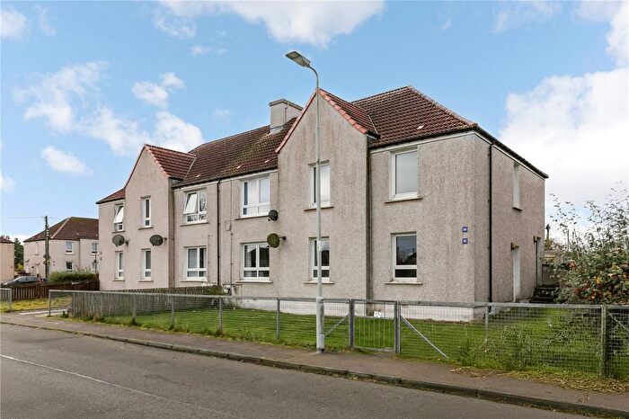 3 Bedroom Flat For Sale In Mooreland Gardens, Addiewell, West Calder, West Lothian, EH55
