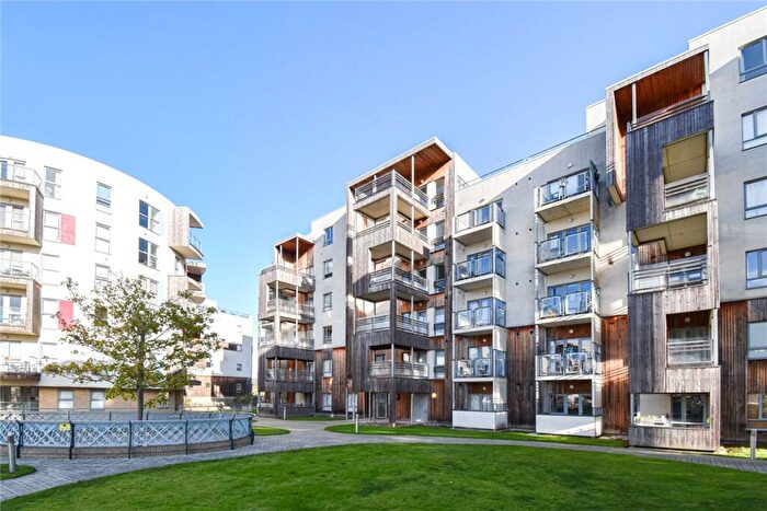 2 Bedroom Apartment To Rent In Glenalmond Avenue, Cambridge, CB2