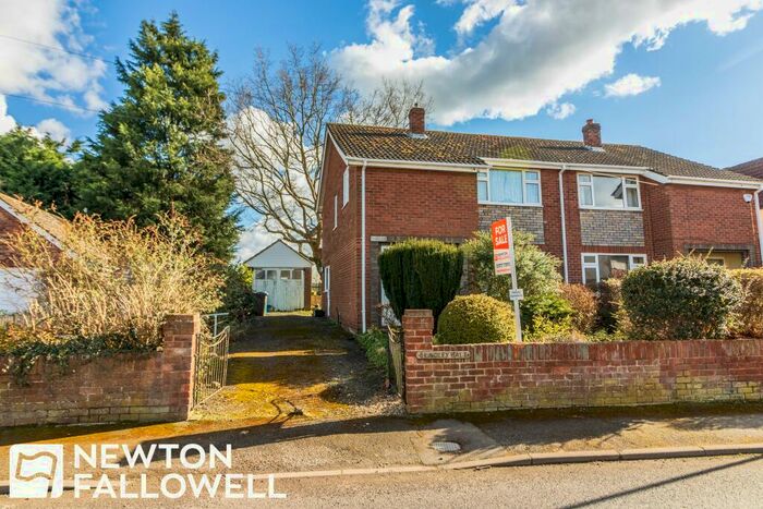 3 Bedroom Semi-Detached House For Sale In Main Street, West Stockwith, Doncaster, DN10