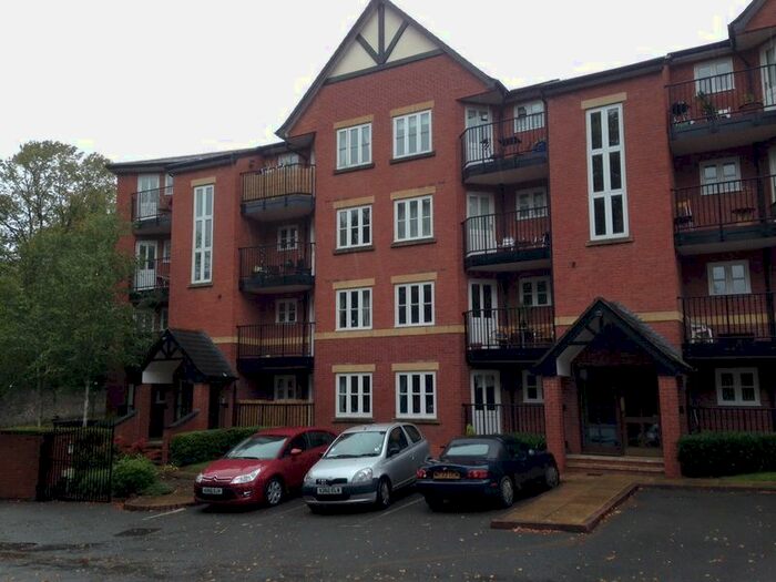 2 Bedroom Flat To Rent In Meadow Court, Hagley Road, Birmingham, B17