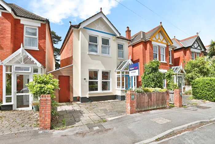 3 Bedroom Detached House For Sale In Colville Road, Bournemouth, Dorset, BH5