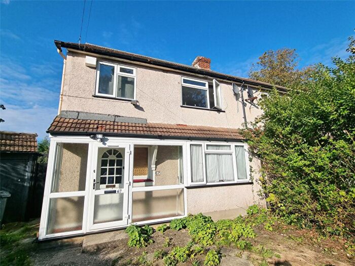 Apartment To Rent In Star Lane, Orpington, Kent, BR5