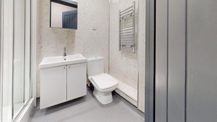 5 Bedroom Flat To Rent In Water House, Water Lane, Lincoln, LN1