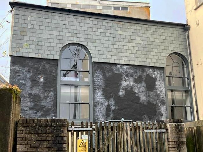 1 Bedroom Property To Rent In New Street, Penzance, TR18