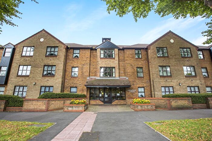 1 Bedroom Retirement Property For Sale In Longbridge Road, Barking, IG11