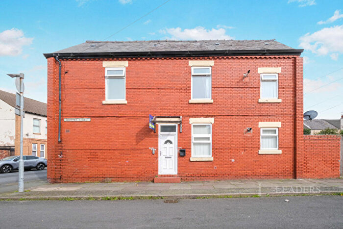 1 Bedroom Flat To Rent In Peel Road, L20