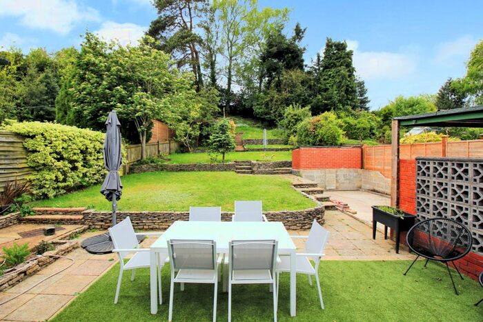 2 Bedroom Detached Bungalow For Sale In Dell Road, Southampton, SO18