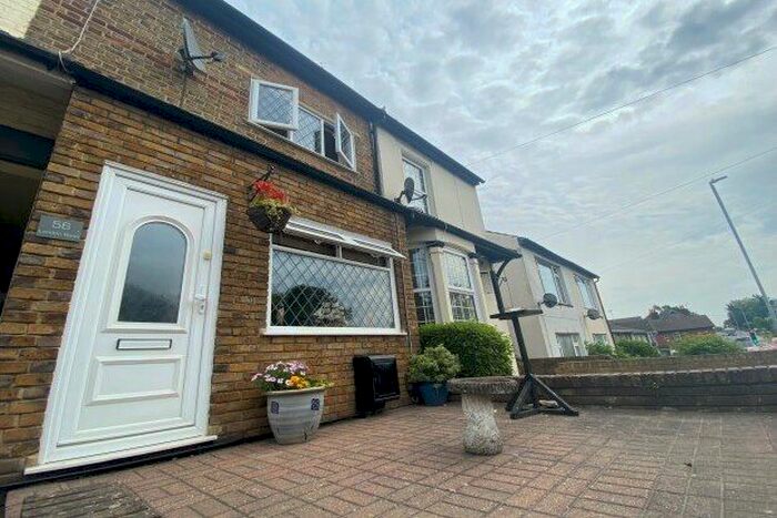 2 Bedroom Property To Rent In London Road, Sittingbourne, ME10