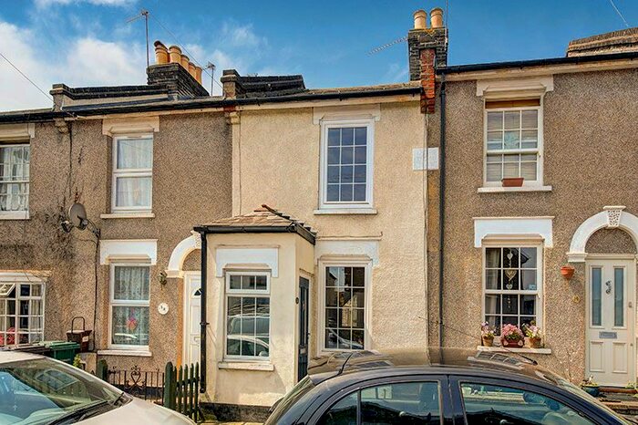 2 Bedroom Terraced House To Rent In Edward Road, Barnet, EN4