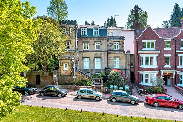 2 Bedroom Flat To Rent In London Road, Vale Towers, TN1