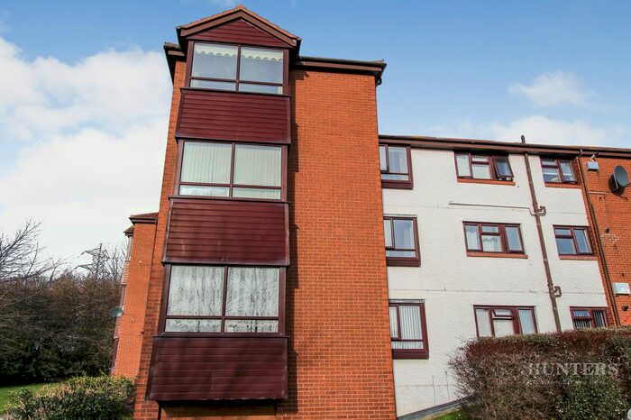 2 Bedroom Flat To Rent In Durham House, Baxter Road, Sunderland, Tyne And Wear SR5