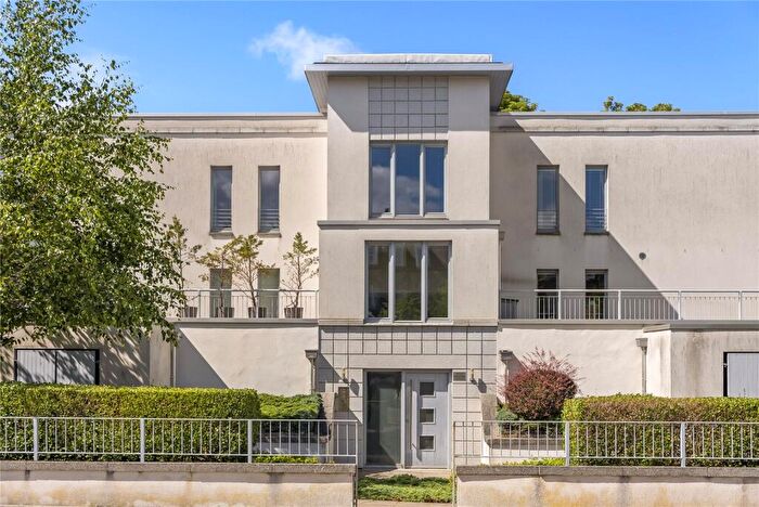 2 Bedroom Apartment For Sale In Dempsey Court, Queens Lane North, Aberdeen, AB15