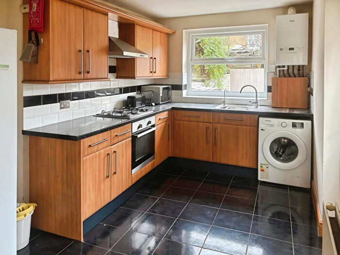 4 Bedroom Terraced House To Rent In Chichester Road, London, E11