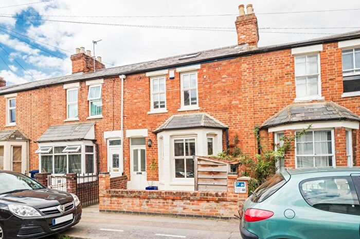 3 Bedroom Terraced House For Sale In Henley Street, Oxford, OX4