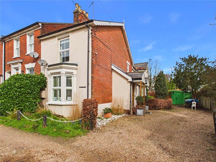 3 Bedroom End Of Terrace House For Sale In Hamilton Road, Wivenhoe, Colchester, Essex, CO7