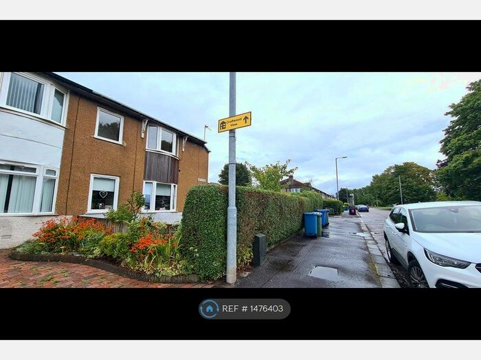 4 Bedroom Flat To Rent In Croftfoot Road, Glasgow, G44