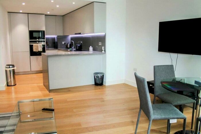 1 Bedroom Apartment To Rent In Admiralty House, London Dock, Wapping, E1W