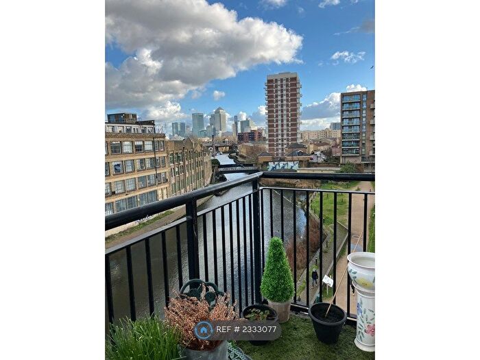 2 Bedroom Flat To Rent In Candle Street, London, E1