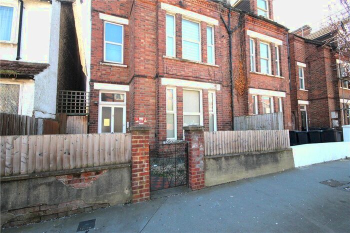 2 Bedroom Flat To Rent In Bulganak Road, Thornton Heath, CR7