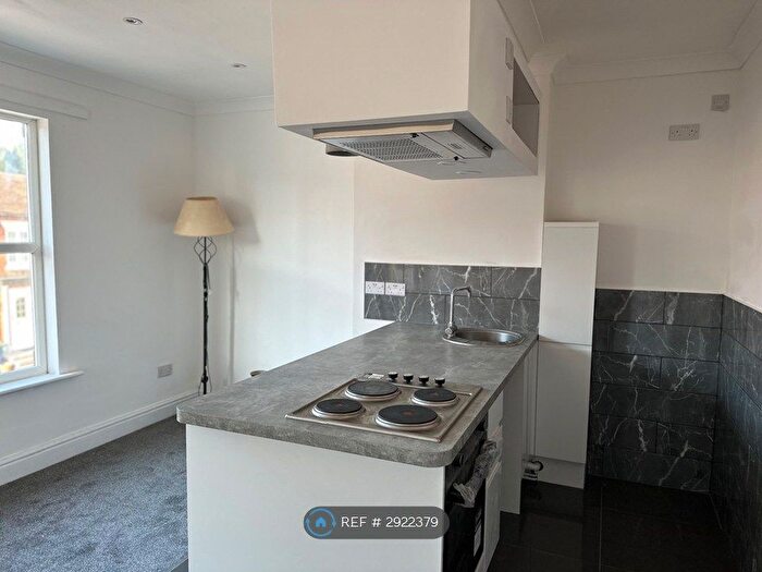 1 Bedroom Flat To Rent In Trench Road, Telford, TF2