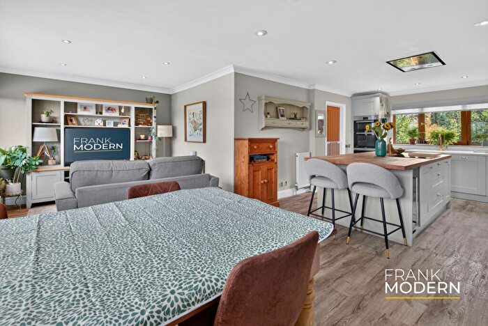 4 Bedroom Detached Bungalow For Sale In Essendine Road, Uffington, PE9