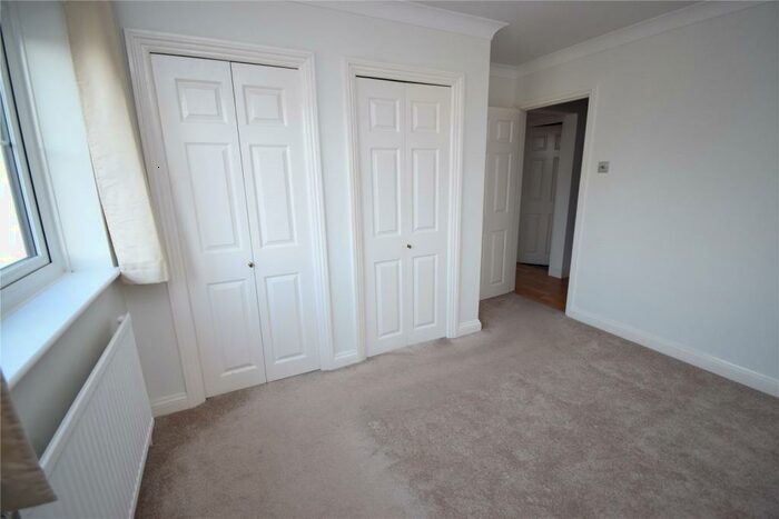 1 Bedroom Apartment To Rent In Iona Crescent, Cippenham, Berkshire, SL1