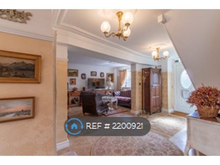 3 Bedroom Detached House To Rent In Passfield Walk, Havant, PO9