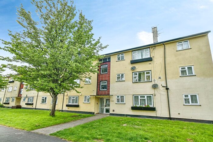2 Bedroom Flat For Sale In Somerville Road, Swindon, SN3