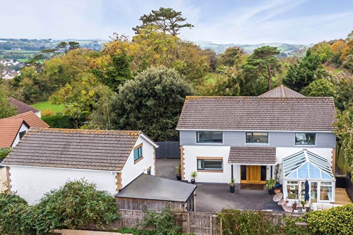 4 Bedroom Detached House For Sale In Mount Raleigh Drive, Bideford, EX39