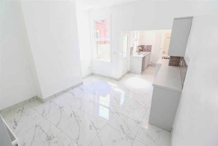 2 Bedroom Terraced House For Sale In Melbourne Road, Earlsdon, Coventry, CV5