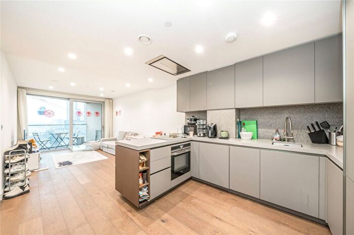 2 Bedroom Flat To Rent In Upper Riverside, Greenwich Peninsula, Cutter Lane, London, SE10