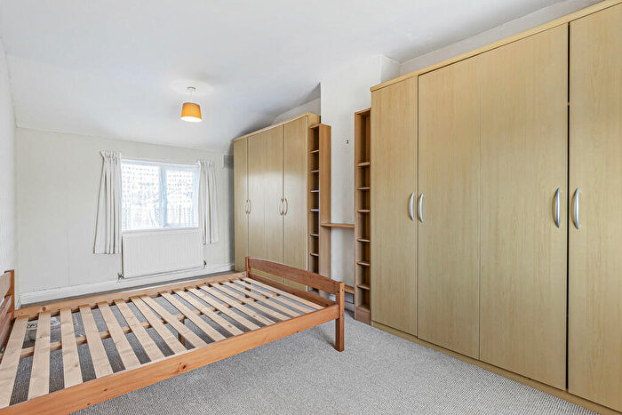 3 Bedroom Terraced House For Sale In Eltham Green Road, Eltham, SE9