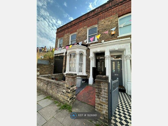 3 Bedroom Terraced House To Rent In Corbyn Street, London, N4