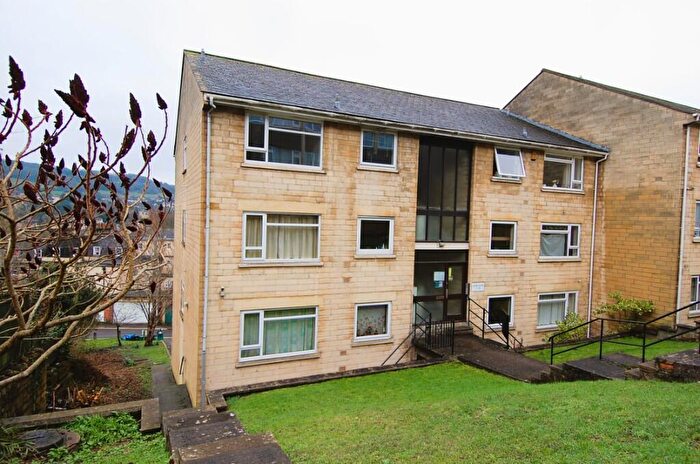 2 Bedroom Apartment To Rent In Pera Road, Bath, BA1