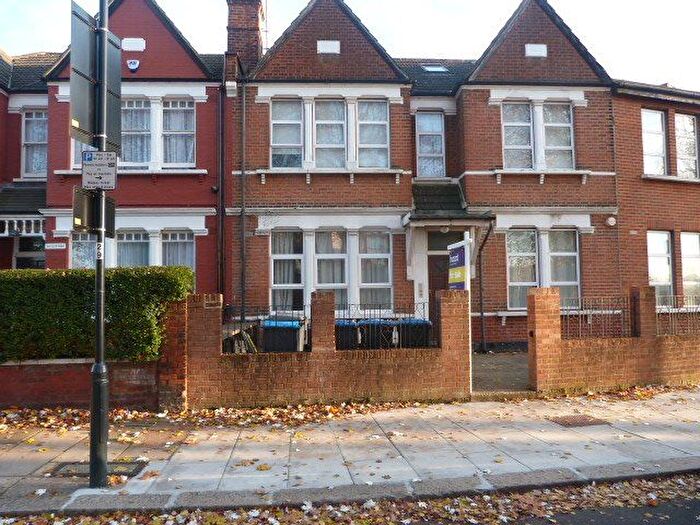 1 Bedroom Flat To Rent In Olive Road, Cricklewood, London, NW2