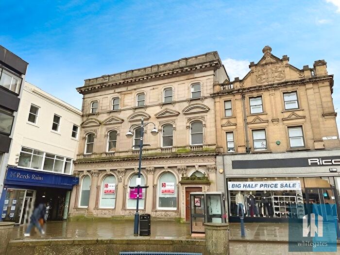 1 Bedroom Flat To Rent In Market Place, Huddersfield Town Centre, Huddersfield, HD1