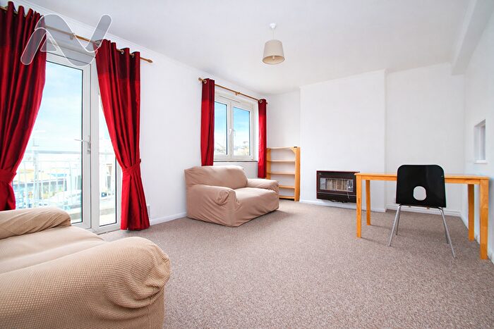 2 Bedroom Flat To Rent In Bayham Street, London, NW1
