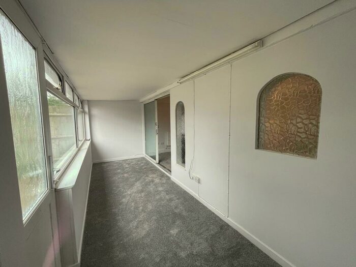 3 Bedroom Terraced House To Rent In Brook Farm Walk, Chelmsley Wood, B37