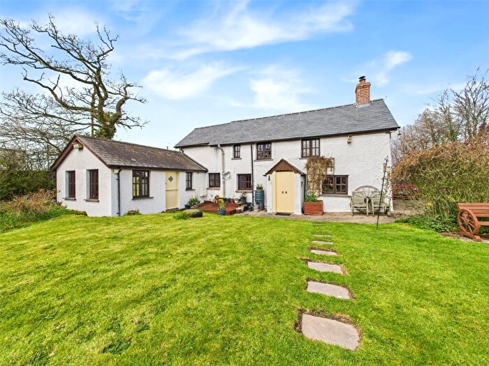 3 Bedroom Detached House For Sale In Beaworthy, Devon, EX21