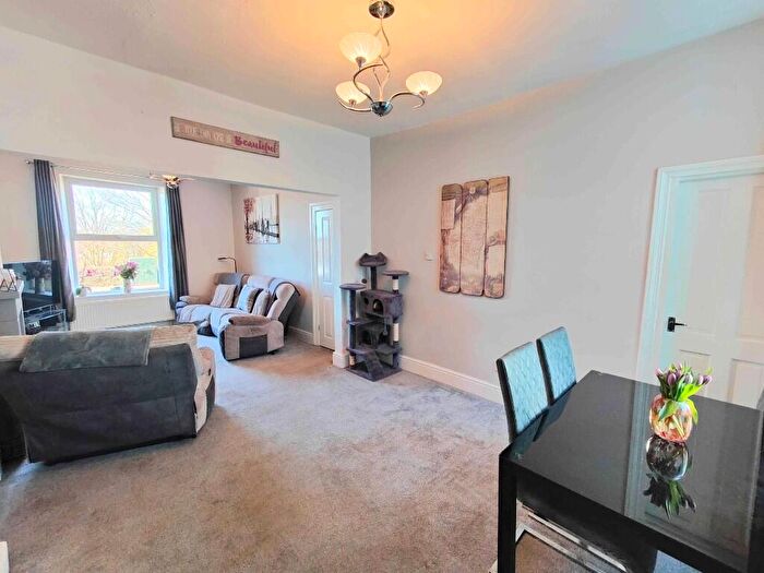 3 Bedroom Terraced House For Sale In Claremount Road, Halifax, HX3