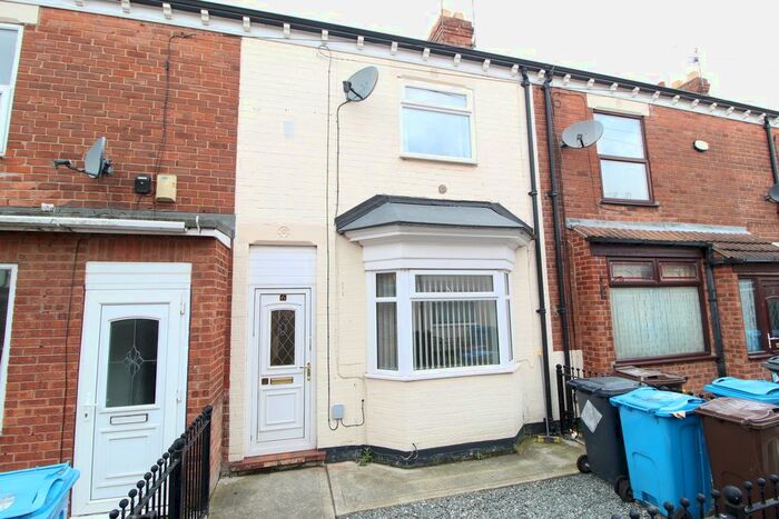 2 Bedroom Terraced House To Rent In Cedar Grove, Hull, HU9