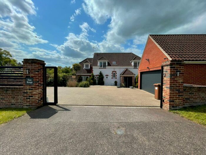 5 Bedroom House To Rent In New Road, Fritton, Great Yarmouth, NR31