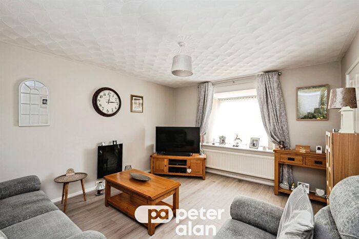 2 Bedroom Semi Detached Bungalow For Sale In Willow Walk, Cimla, Neath, SA11