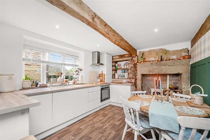 2 Bedroom Terraced House For Sale In Skipton Old Road, Foulridge, BB8
