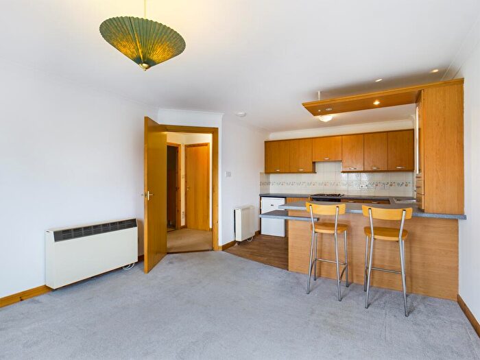 1 Bedroom Flat To Rent In Easter Hermitage, Leith, Edinburgh, EH6