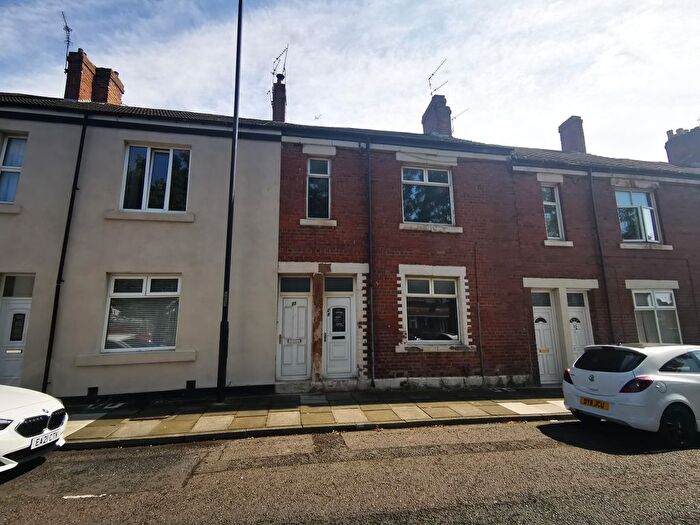 3 Bedroom Flat To Rent In Silkeys Lane, North Shields, NE29